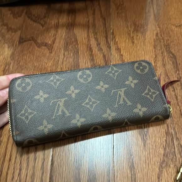 Excellent Neverfull bag with matching pouchette and wallet! - Picture 6 of 14